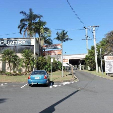 Town & Country Motel Nerang Bagian luar foto