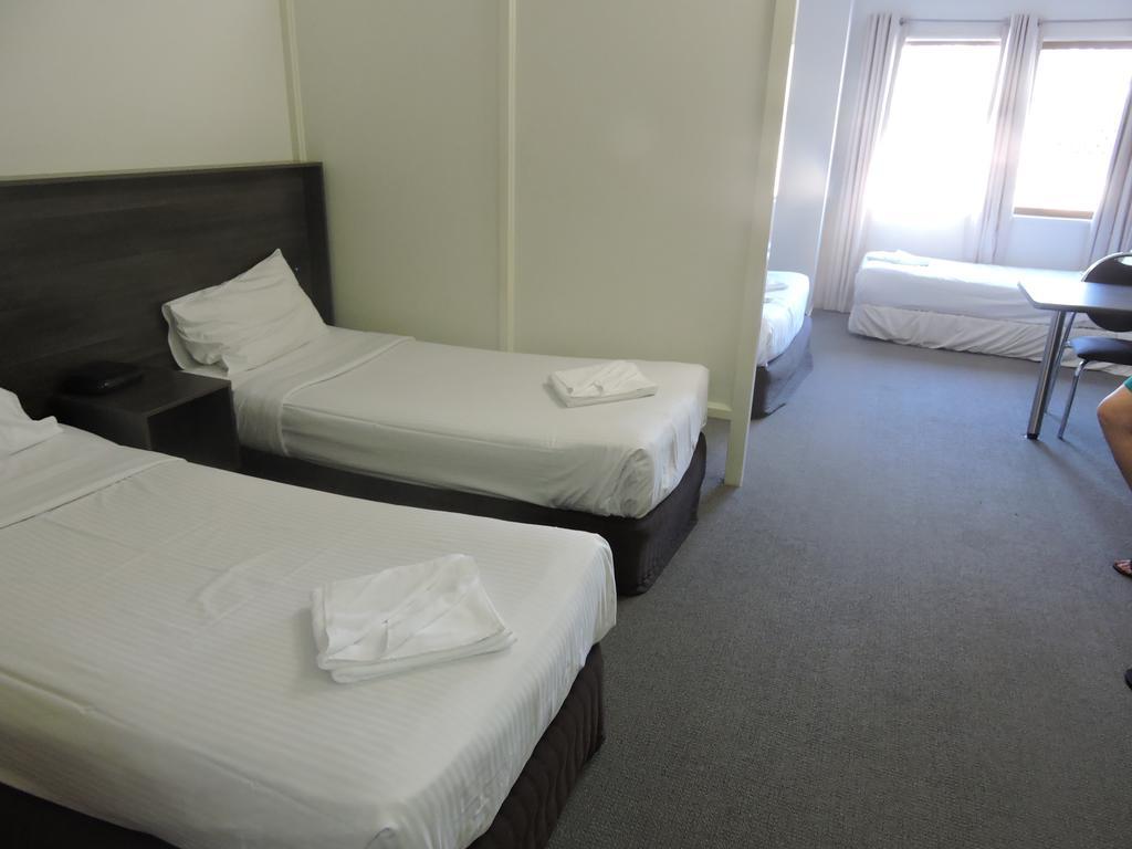 Town & Country Motel Nerang Ruang foto